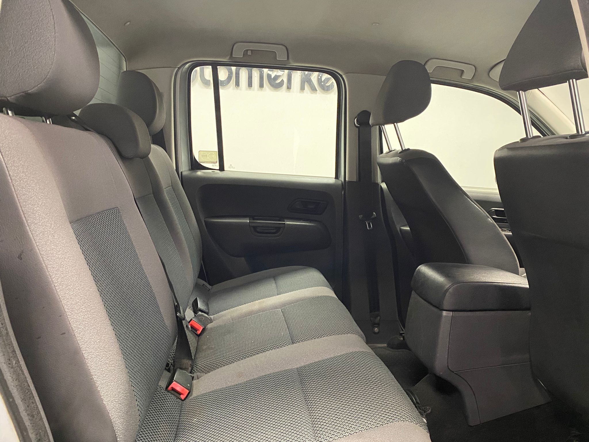 VOLKSWAGEN AMAROK 19